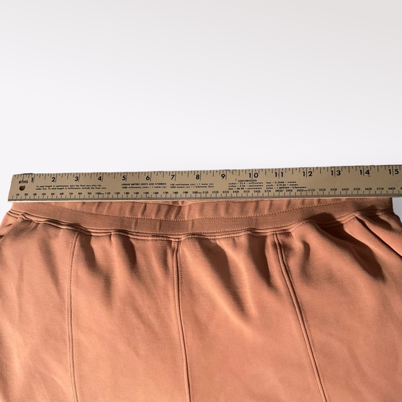 Rachel Zoe Relaxed Fit Versatile Joggers - Picture 6 of 7